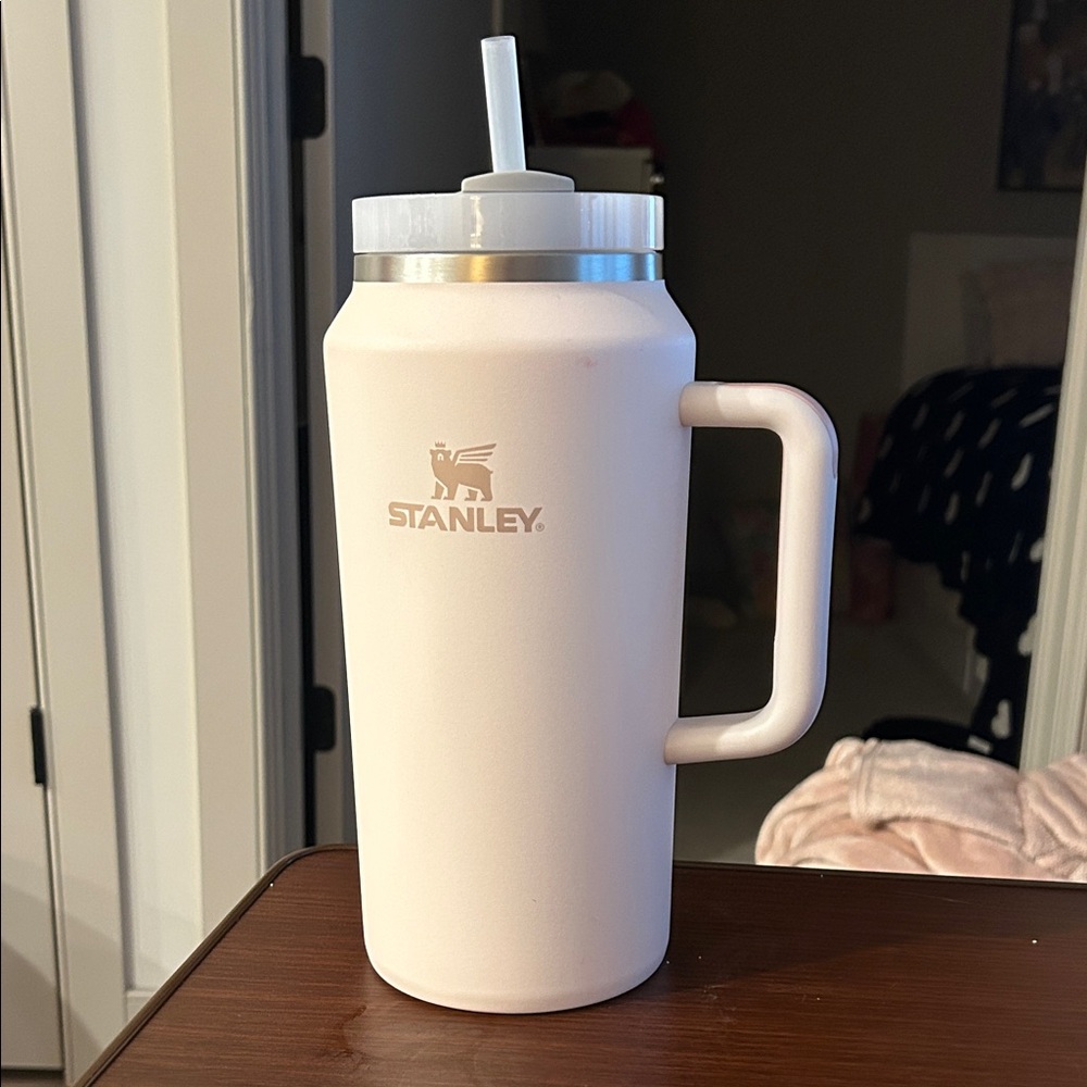 Stanley Soft Pink Tumbler with Handle 64oz